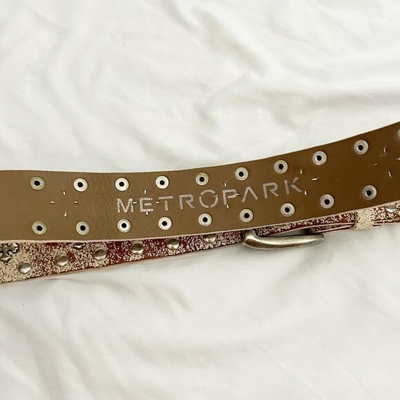 Y2K Studded Belt - Picture 5 of 8